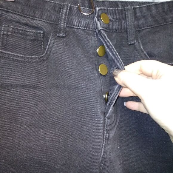 Princess Polly Size 2 Black Button Fly Crop Jeans - Picture 2 of 10